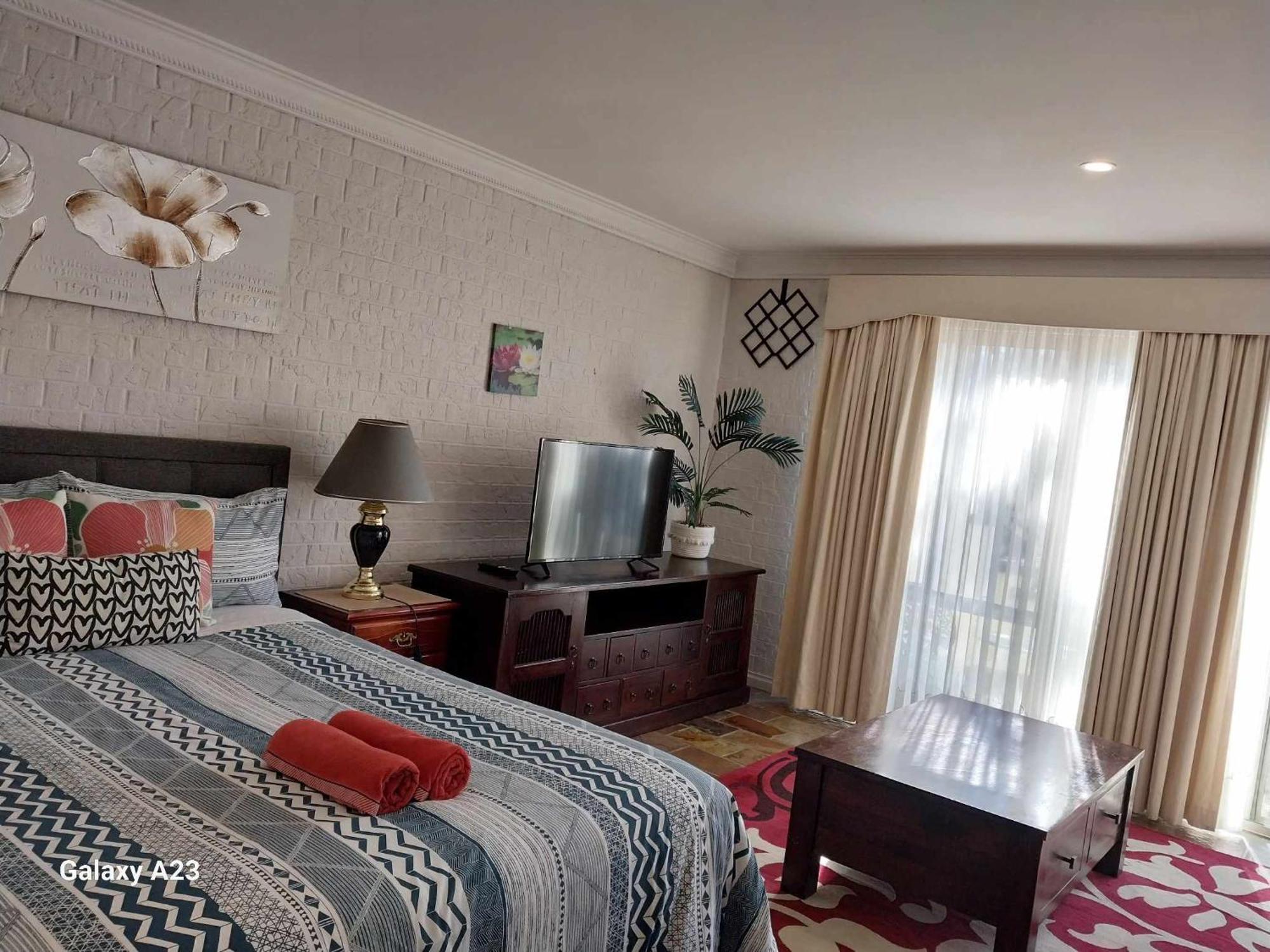 Sweet Home By The Golf Course Canberra Exterior photo